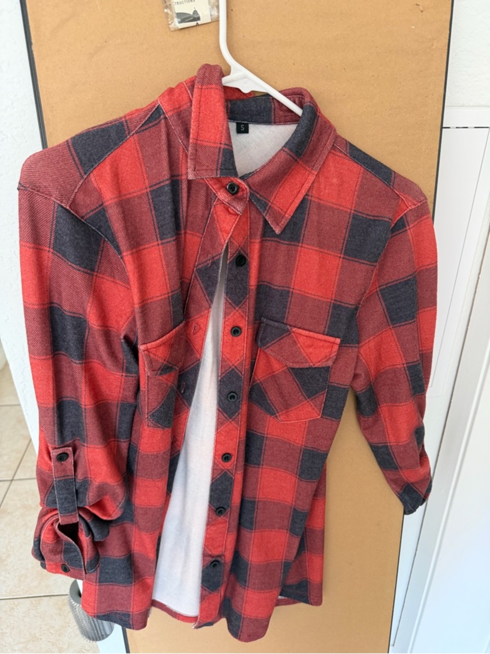 Classic Red Plaid Flannel Shirt - Unbranded